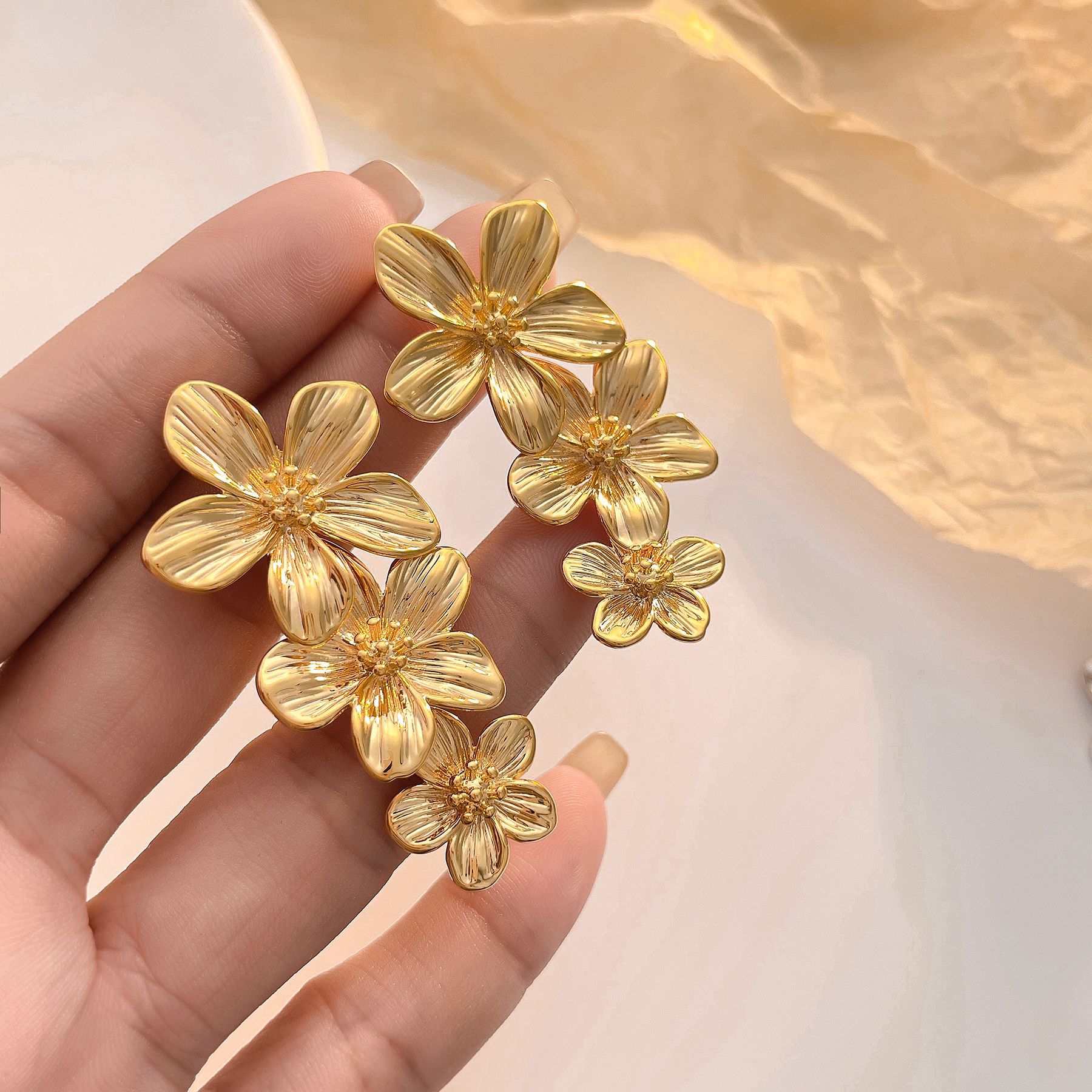 Travel Accessories For Europe - Kshmir-Brincos Borla Flor de Metal Mulher,